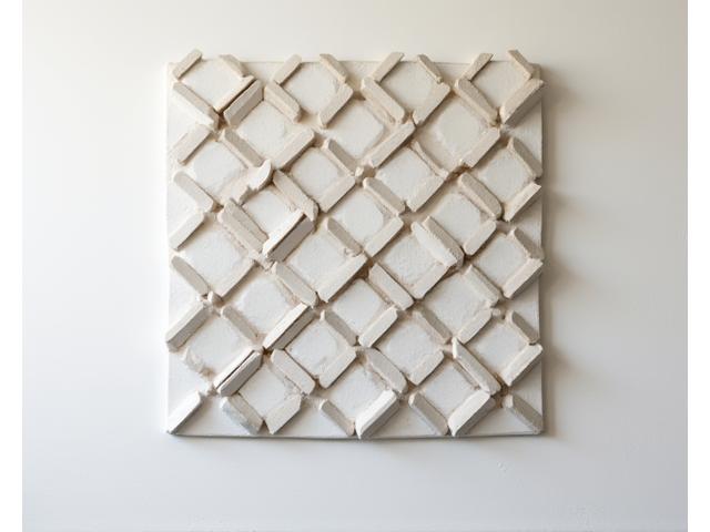 Geometrisk keramisk vægkunst